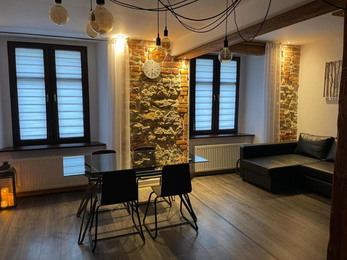 Apartament Przy Ratuszu Kłodzko Esterno foto