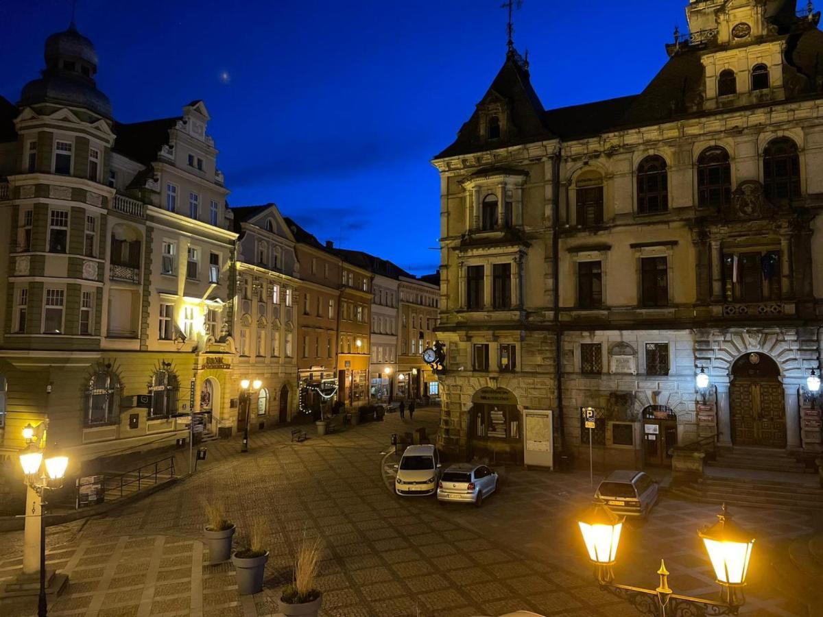 Apartament Przy Ratuszu Kłodzko Esterno foto