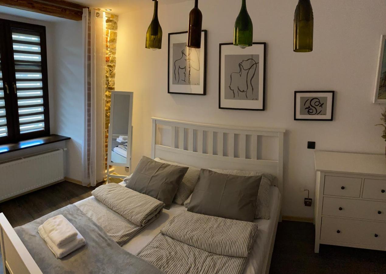 Apartament Przy Ratuszu Kłodzko Esterno foto