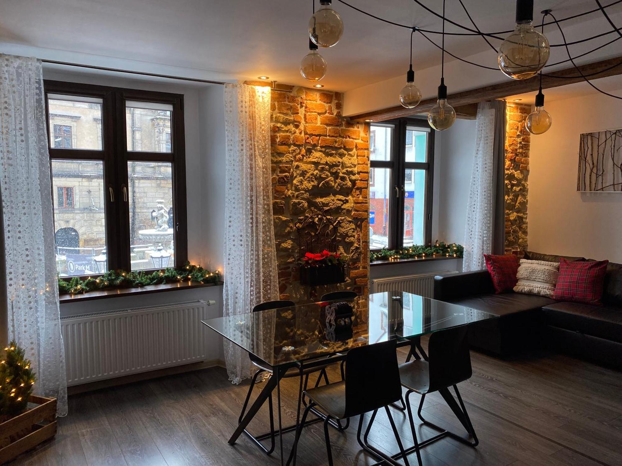 Apartament Przy Ratuszu Kłodzko Esterno foto