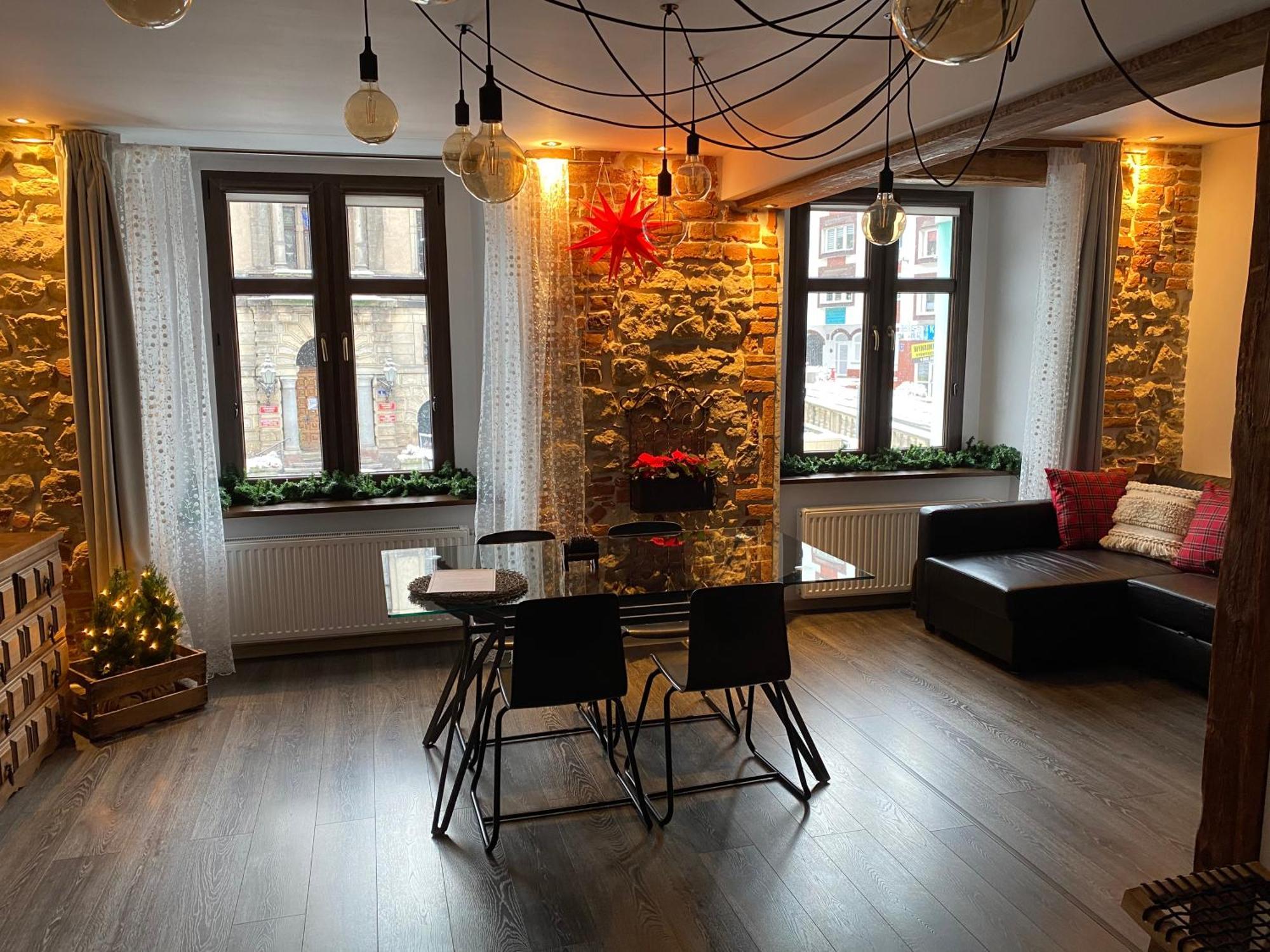 Apartament Przy Ratuszu Kłodzko Esterno foto
